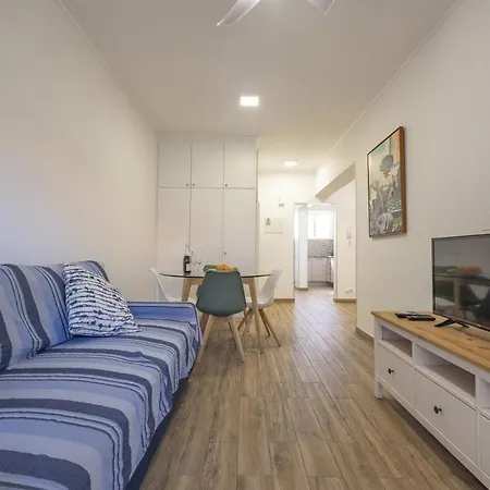 Apartmán - The Historical Center Of In Local Funchal (Madeira)